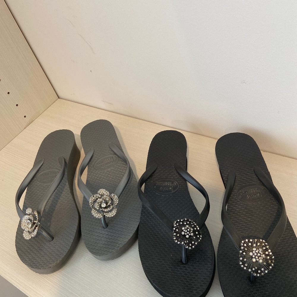 Flip flops